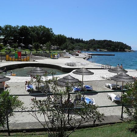 Apartment Nevia A/5 Porec Ngoại thất bức ảnh